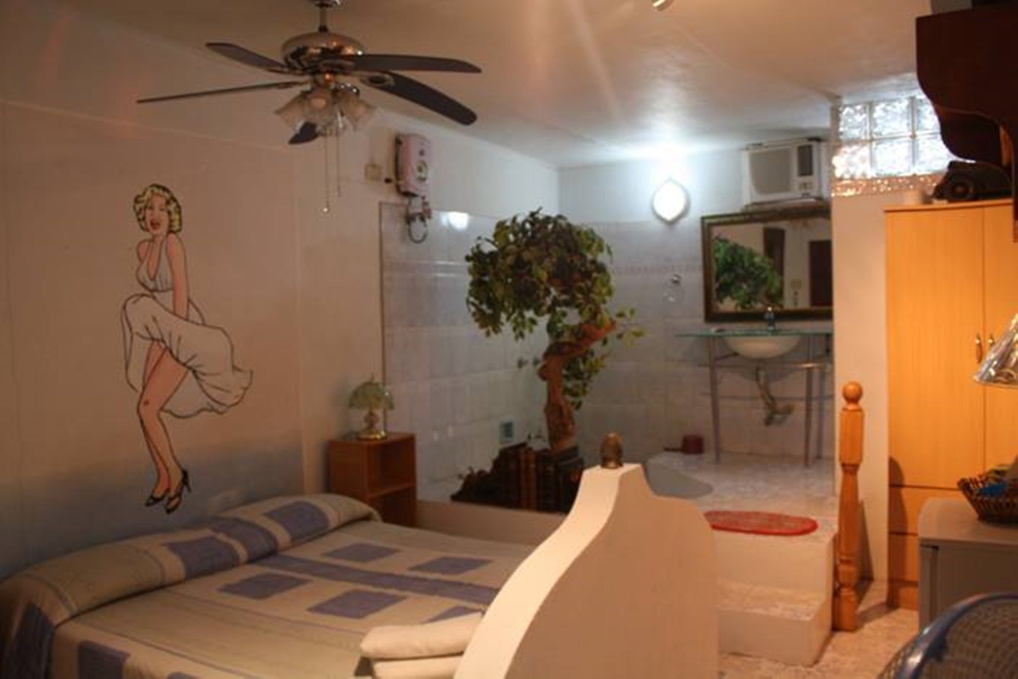 Kokomos Beach Resort Olongapo Εξωτερικό φωτογραφία